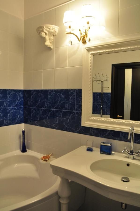 Отель Queen Valery Hotel Одесса