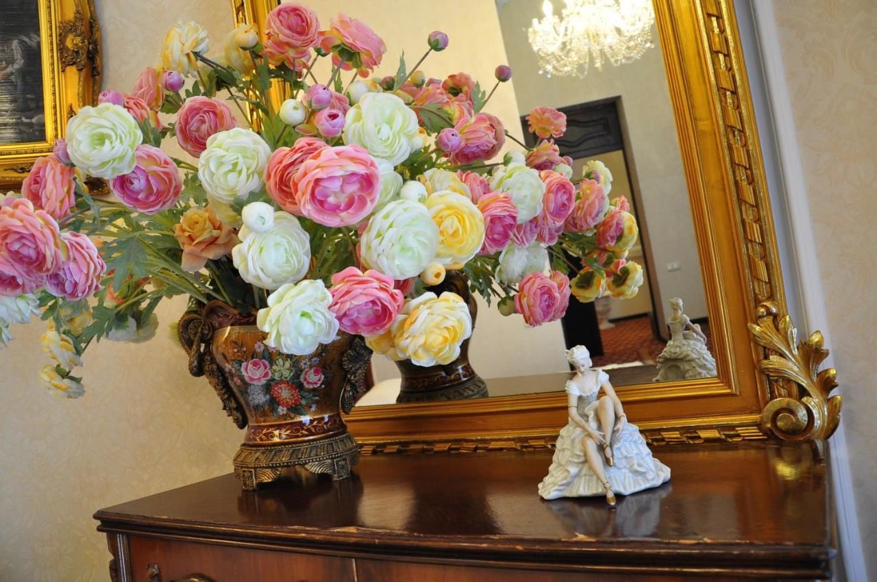 Отель Queen Valery Hotel Одесса