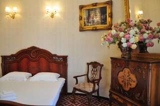 Отель Queen Valery Hotel Одесса Люкс с балконом-4
