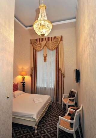 Отель Queen Valery Hotel Одесса Стандартный двухместный номер с 1 кроватью-2